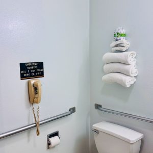 four-seasons-inn (9)
